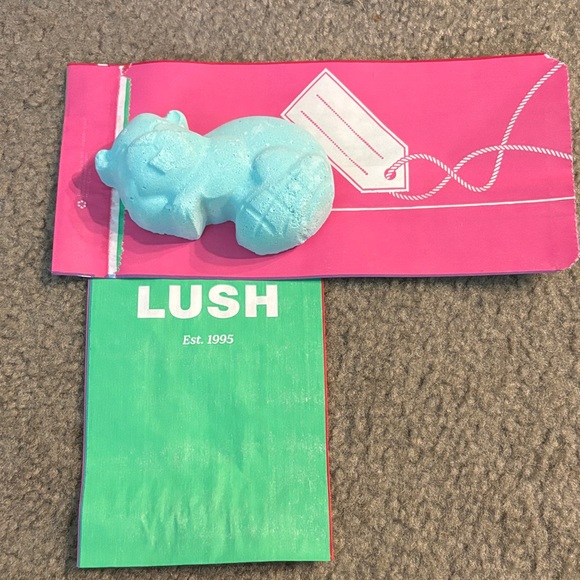 Lush Other - Lush Aqua Beaver Bath Treat 🦫